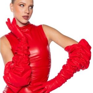 ❣️OS - Faux leather ❣️ ON MY MIND OVERSIZED SLOUCH GLOVE IN RED